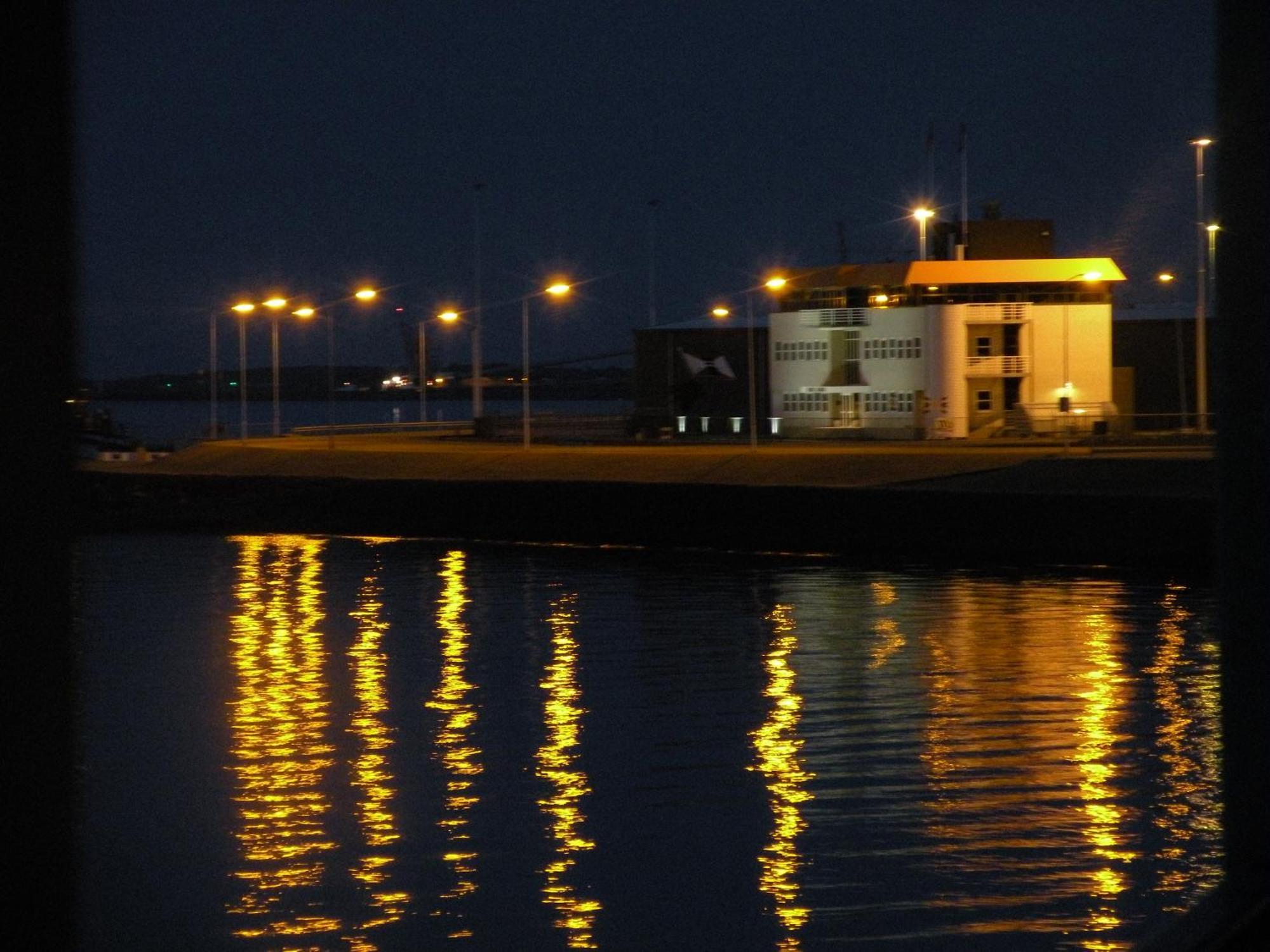 Eemshotel Delfzijl Exteriör bild